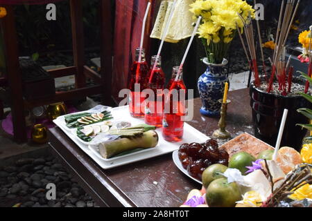 Le attrazioni della fantastica cucina di strada attorno alla Tailandia Foto Stock