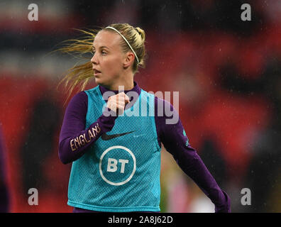 Lo stadio di Wembley, Londra, Regno Unito. 9 Nov, 2019. Internazionale di Calcio femminile amichevole, Inghilterra donne contro la Germania donne; Beth Mead di Inghilterra si riscalda - Editoriale usare carte di credito: Azione Plus sport/Alamy Live News Foto Stock