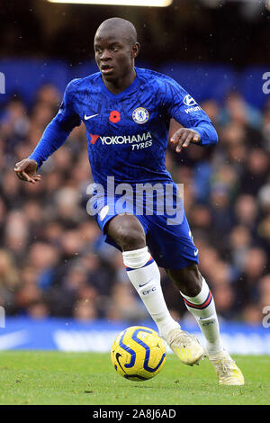 Londra, Regno Unito. 9 Nov, 2019. N'Golo Kante di Chelsea in azione. Premier league, Chelsea v Crystal Palace a Stadio Stamford Bridge a Chelsea, Londra sabato 9 novembre 2019. Questa immagine può essere utilizzata solo per scopi editoriali. Solo uso editoriale, è richiesta una licenza per uso commerciale. Nessun uso in scommesse, giochi o un singolo giocatore/club/league pubblicazioni. pic da Steffan Bowen/Andrew Orchard fotografia sportiva/Alamy Live news Credito: Andrew Orchard fotografia sportiva/Alamy Live News Foto Stock