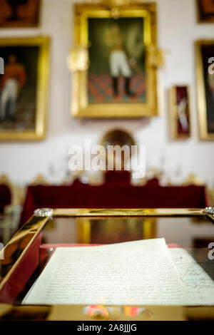 Boliviano della dichiarazione di indipendenza all'Independence Hall presso la Casa de la Libertad o casa di libertà nel quartiere storico di Sucre, Bolivia Foto Stock