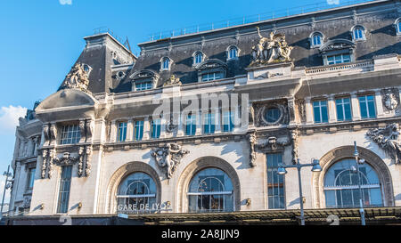 Parigi, gare de Lyon, stazione ferroviaria, facciata e orologio Foto Stock