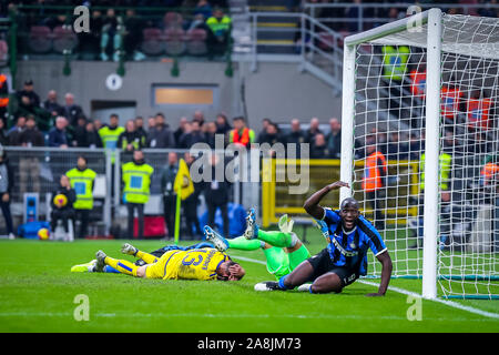 Milano, Italia. November 9, 2019, Milano, Italia: obiettivo matias vecino, fc internazionale)durante Inter vs Hellas Verona, italiano di calcio di Serie A del campionato Gli uomini in Milano, Italia, Novembre 09 2019 - LPS/Fabrizio Carabelli Credito: Fabrizio Carabelli/LP/ZUMA filo/Alamy Live News Foto Stock