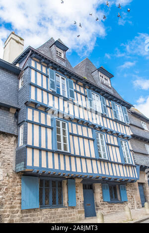 Quimper in Bretagna, vecchie case a graticcio nel centro della città Foto Stock
