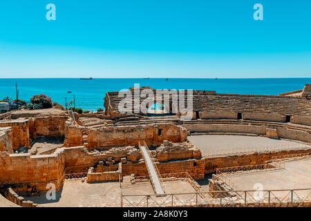 Anfiteatro romano di Tarragona, Spagna. Una antica dimora storica attrazione turistica della Catalogna. Foto Stock