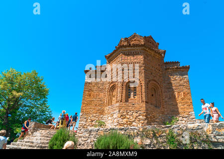 OHRID MACEDONIA - Agosto 7, 2019 : Vista di San Giovanni a Kaneo. È macedone Chiesa Ortodossa presso il lago di Ohrid. Foto Stock