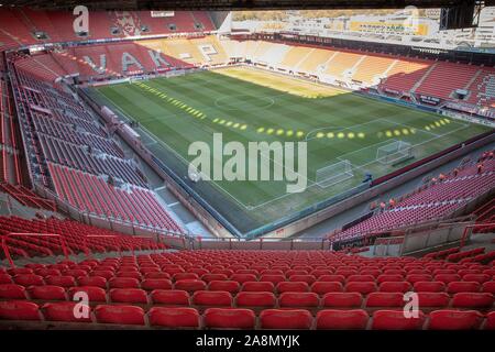 ENSCHEDE, 10-11-2019 , Stadio de Grolsch Veste , olandese Eredivisie Calcio, stagione 2019 / 2020.panoramica dello stadio di de Grolsch Veste durante la partita FC Twente - PEC Zwolle Foto Stock