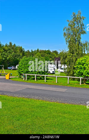 Una vista dell'idilliaca atmosfera rurale del Caravan & Motor Home Club sito a Hanley Swan, noto come 'Malvern Hills". Foto Stock