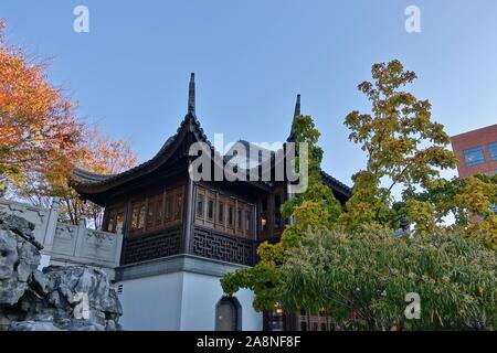 PORTLAND, o -2 NOV 2019- Vista del punto di riferimento Lan su giardino Cinese (Portland cinese classico giardino, giardino di risveglio orchidee) situato nell'O Foto Stock