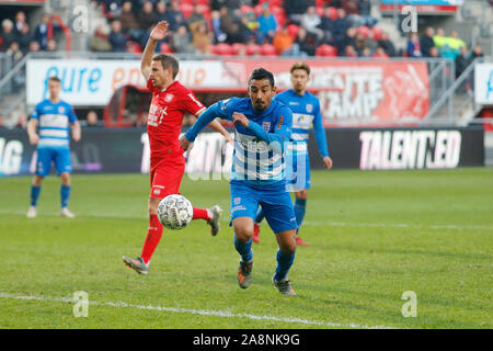 ENSCHEDE, 10-11-2019, Stadio de Grolsch Veste, stagione 2019 / 2020, olandese Eredivisie, PEC Zwolle player Reza Ghoochannejhad durante la partita FC Twente - PEC Zwolle. Foto Stock