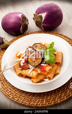 Italiano originale la pasta alla norma Foto Stock