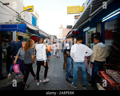 Scena di strada a Essaouira. Il Marocco Foto Stock