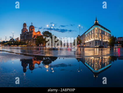Vista aerea della Cattedrale dell Assunzione a Varna Foto Stock