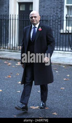 Londra, Regno Unito. Decimo Nov, 2019. Sajid Javid (Cancelliere dello scacchiere) lascia il numero 10 di Downing Street sulla strada per il Ricordo domenica cerimonia presso il cenotafio in Whitehall. Ricordo Domenica, Londra, il 10 novembre 2019. Credito: Paolo Marriott/Alamy Live News Foto Stock