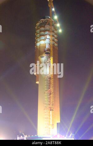 Antica buddista Siamese Loy Krathong feste danzanti Roi Et, Thailandia Foto Stock