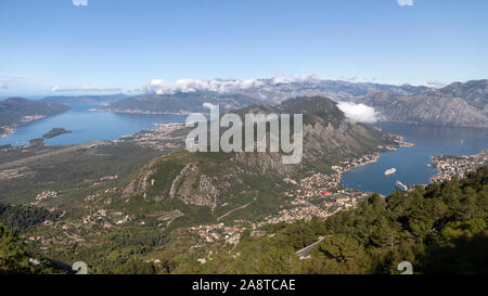 Montenegro - vista sulla Baia di Kotor Foto Stock