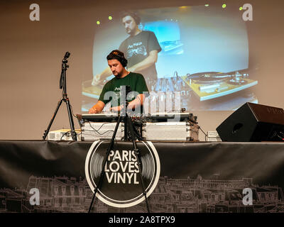 Parigi ama i collezionisti di vinile record fiera di Parigi Francia 10/11/2019 Foto Stock