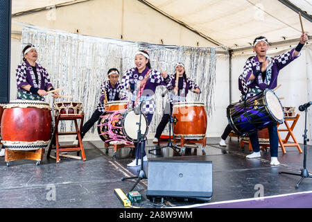 Melbourne, Australia - 6 Ottobre 2019: il gruppo di percussionisti giapponesi performing live Foto Stock