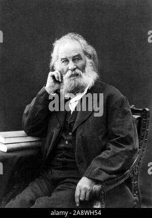 Vintage foto ritratto del poeta americano, saggista e giornalista Walt Whitman (1819 - 1892). Foto di circa 1880.