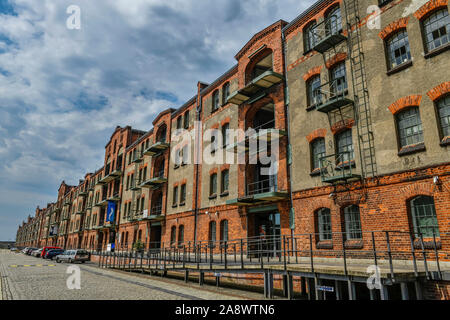 Hochschule für Künste, Hafenmuseum Speicher XI (von links), Am Speicher XI, Überseestadt di Brema, Deutschland Foto Stock