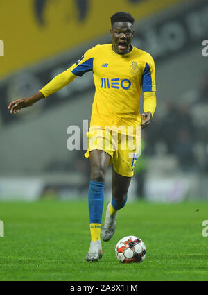 10 novembre 2019; Bessa Stadium, Porto, Portogallo; Portoghese campionato 2019/2020, Boa Vista contro FC Porto; Mamadou Loum di FC Porto - uso editoriale Foto Stock