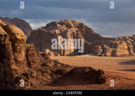 Wadi Rum Desert in Giordania Foto Stock