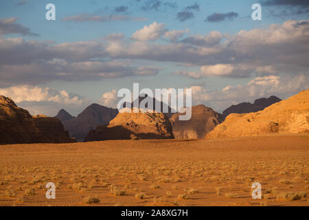 Wadi Rum Desert in Giordania Foto Stock