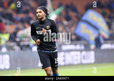 Milano, Italia. 09a Novembre 2019. Campionato italiano A. FC Internazionale vs Hellas Verona Fc. Valentino Lazaro di FC Internazionale. Foto Stock