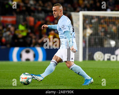 Barcellona, 09-11-2019. LaLiga 2019/ 2020, la data 13. Barcellona - Celta. Stanislav Lobotka di RC CELTA Foto Stock