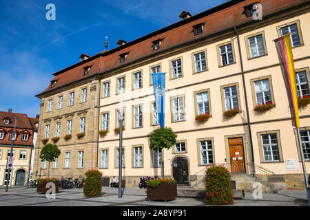 Bamberg, Germania - 22 Ottobre 2019: una vista del Neues Rathaus, o New Town Hall nella città bavarese di Bamberg in Germania. Foto Stock