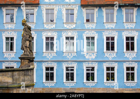 Bamberg, Germania - 22 Ottobre 2019: il bellissimo esterno di Heller Haus nella storica città bavarese di Bamberg in Germania. Foto Stock