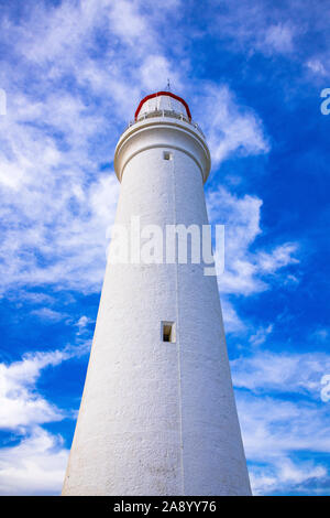 Portland, Victoria, Australia - 12 Ott 19: Cape Nelson faro è stato costruito nel 1884 con una stazione del telegrafo attaccato con una linea attraverso a Melbourne Foto Stock