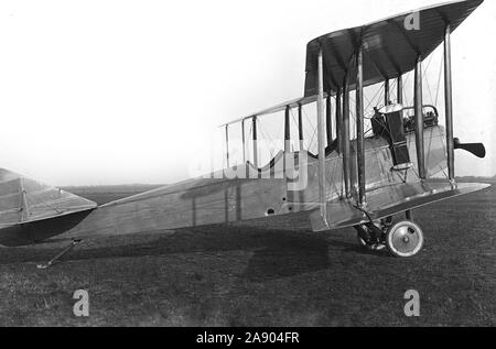 3/15/1918 aerei di fabbricazione presso Standard Aircraft Corp. Elizabeth, N.J. Modello standard H.3, trattore elementari piano di formazione Foto Stock