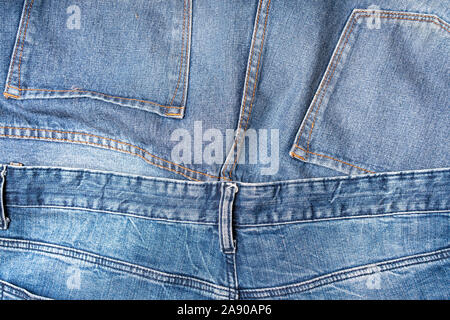 Jeans sfondo, denim con elementi tipici cucitura di fashion design Foto Stock