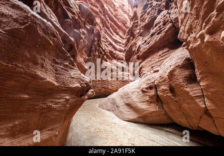 Paesaggio di Wensu Grand Canyon nella contea di Wensu, Aksu Prefettura, a nord-ovest della Cina di Xinjiang Uygur Regione autonoma su Ottobre 14th, 2019. Foto Stock
