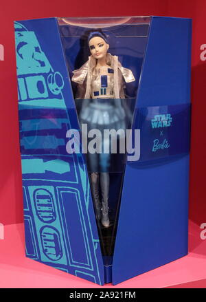 Celebrando Barbie, onore del suo 60esimo compleanno Foto Stock