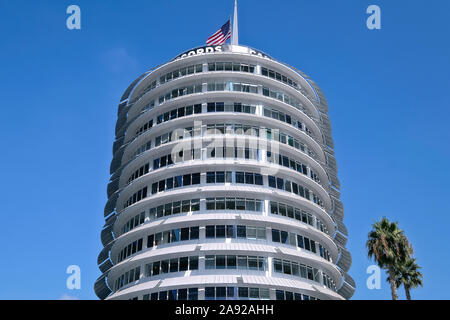 La torre del Campidoglio, la sede centrale della società di Capitol Records di Hollywood e Los Angeles, California, Stati Uniti d'America Foto Stock