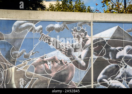 Il lato destro di Hans Erni di affresco sulla parete perimetrale del Palazzo delle Nazioni Unite a Ginevra, Svizzera Foto Stock