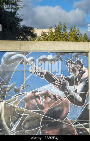 Il lato destro di Hans Erni di affresco sulla parete perimetrale del Palazzo delle Nazioni Unite a Ginevra, Svizzera Foto Stock