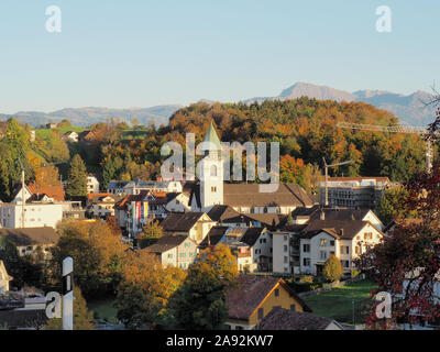 Ortschaft Wald im Kanton Zürich im Tösstal Foto Stock