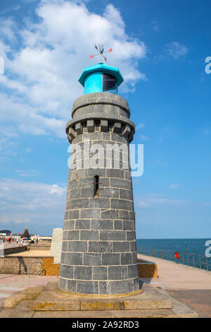 Una vista di Teignmouth faro nella cittadina balneare di Devon, Regno Unito. Foto Stock