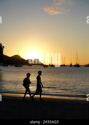 Bequia spiaggia tramonto Foto Stock