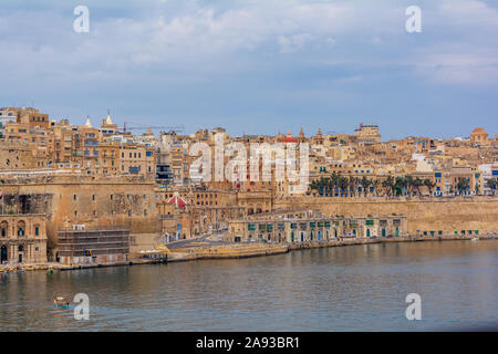 Magnifica vista della valletta di Senglea Gardjola Gardens. Foto Stock