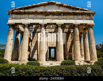 Tempio di Haephaestus, uno dei templi meglio conservati della Grecia antica. Parte dell'Antica Agorà di Atene complesso. Atene, Grecia. Foto Stock