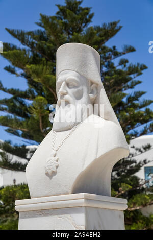 Busto del Vescovo Neophitos, Fondatore, Cattedrale Ortodossa (1870); Chora, Isola di Naxos, CICLADI, Grecia Foto Stock