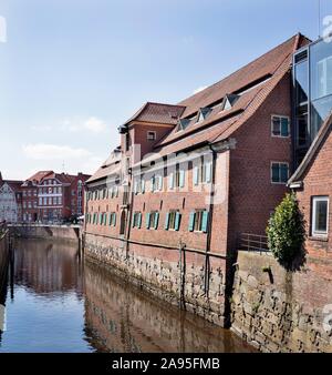 Ex magazzino a Hansehafen Harbour, successivamente casa di provisioning della guarnigione svedese, oggi museo Schwedenspeicher, Stade, Bassa Sassonia, Germania Foto Stock