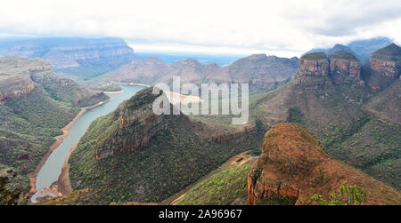 Blyde River Canyon nel Panorama Route è il terzo più grande canyon al mondo situato in Sud Africa Foto Stock