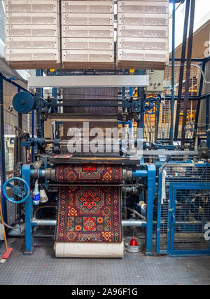 Mostra vintage macchinari meccanici Axminster telaio a pinza utilizzando il sistema jacquard a National Wool Museum Geelong Victoria Australia. Foto Stock