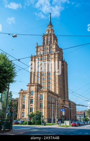 Il lettone Accademia delle Scienze, Riga, Lettonia. Stalin-ser grattacielo, architettura stalinista, Unione Sovietica Foto Stock