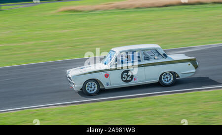 Croft circuito di gara Nostalgia weekend di agosto 2018 Classic Car racing Foto Stock