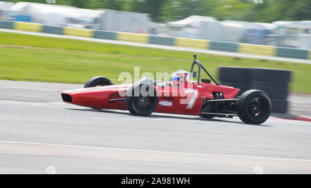 Croft circuito di gara Nostalgia weekend di agosto 2018 Classic Car racing Foto Stock